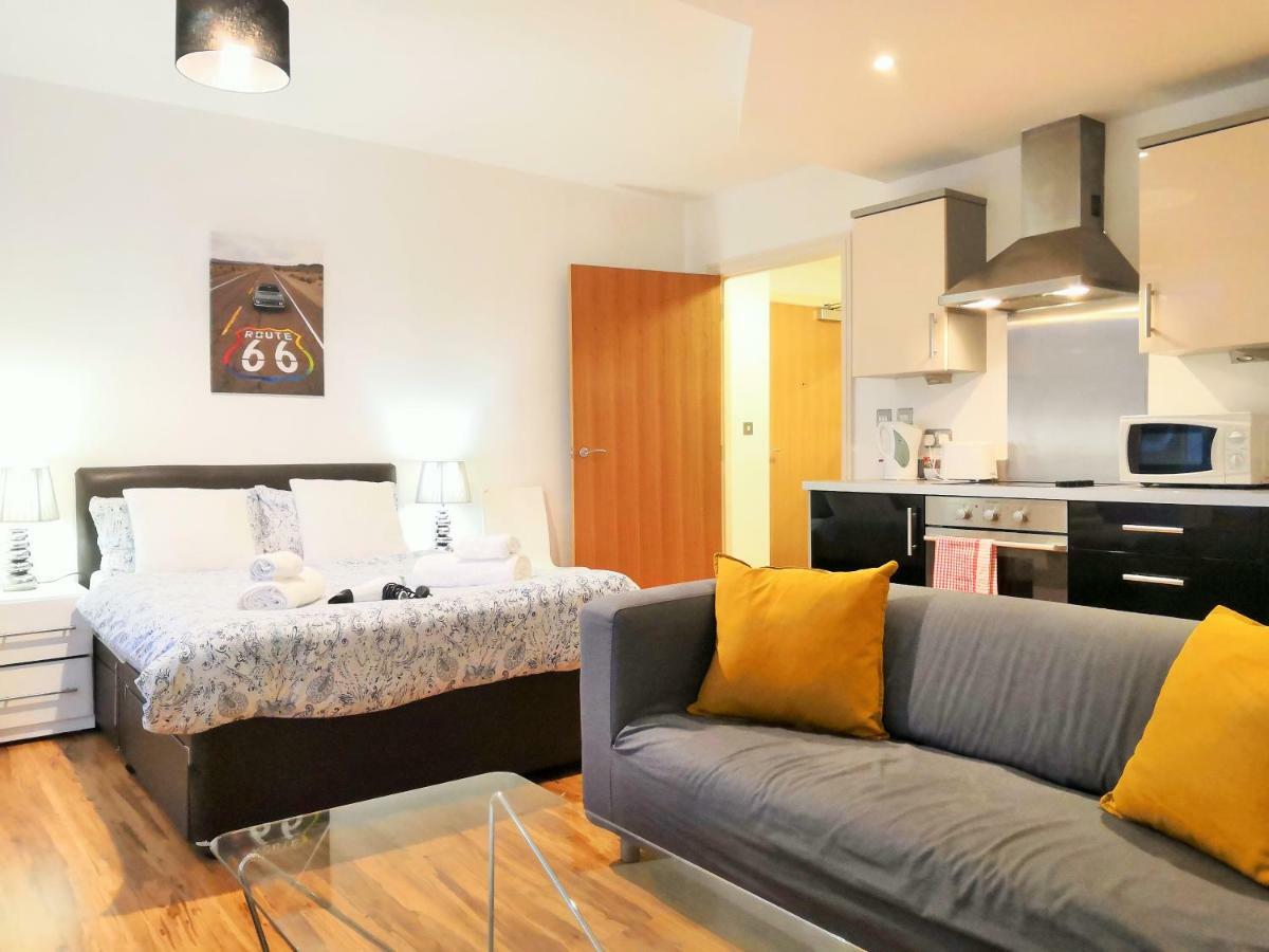 Arcadian City Center Studio Apartment By Hf Group Бирмингам Екстериор снимка